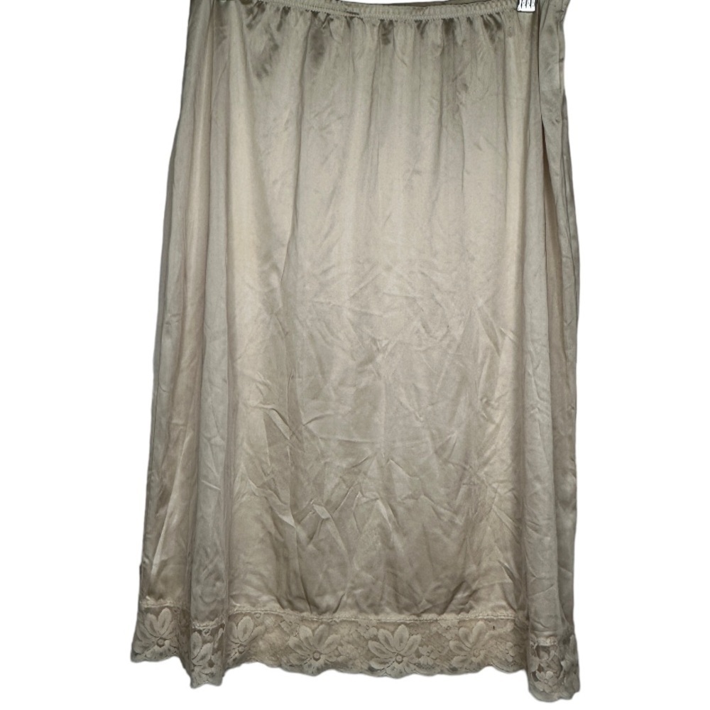 Vintage Lorraine Nylon Slip - Picture 3 of 5